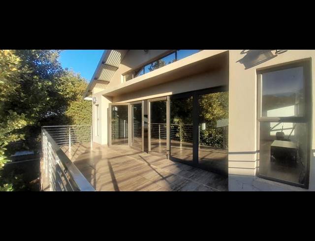 6 BEDROOM HOUSE FOR SALE IN LINDEN